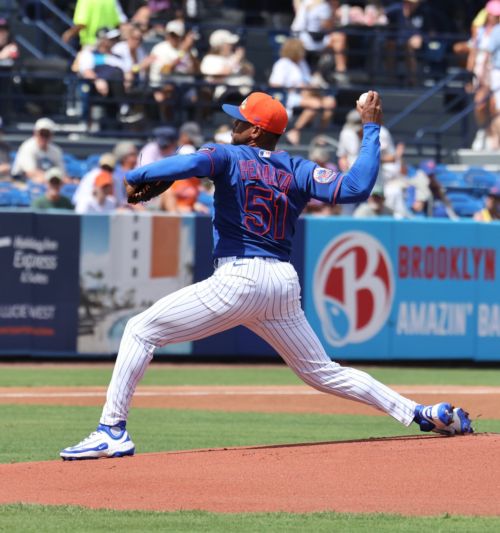 Freddy Peralta Strikes Out Five, but Mets Lose to Astros 8-2