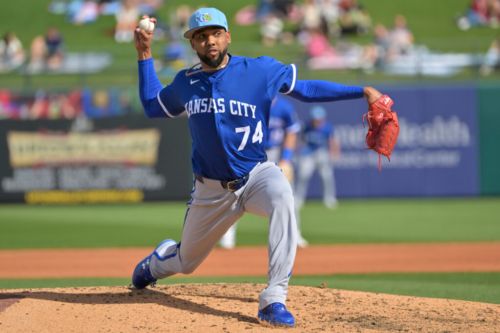 Royals Select Jose Cuas