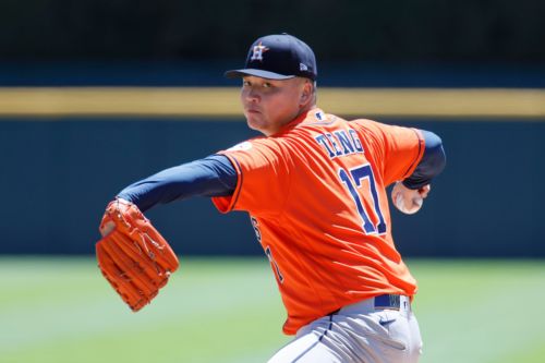 Astros Recall SP/RP Kai-Wei Teng, Option RP Bryan King