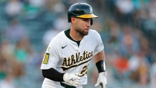 Angels sign veteran catcher as added insurance behind Logan O'Hoppe