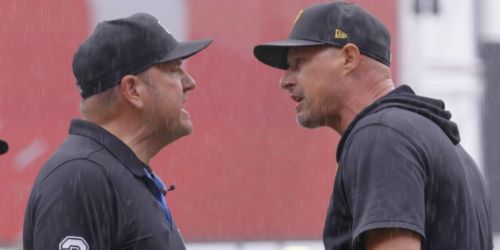 Bucs manager Kelly ejected for arguing about field conditions at soggy GABP
