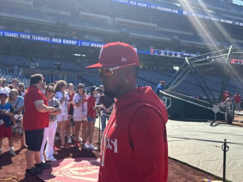 New-look Phillies have big day with strong debut from Luis Arraez, busy game in right field for Bryce Harper