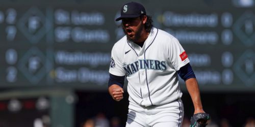 Muñoz's improved changeup an unhittable weapon