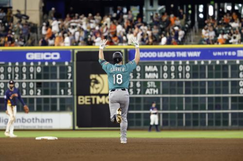 Mitch Garver steps up for the injured Cal Raleigh in 8-3 Mariners win