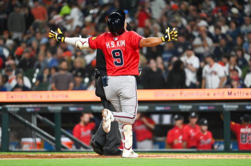 Ha-Seong Kim, the unlikeliest of heroes, walks it off for the Braves