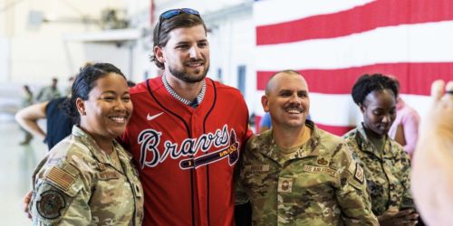 Riley's dedication to service members earns Roberto Clemente Award nomination