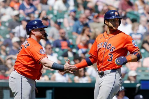 Pena, Paredes Lead Offensive Burst as Astros Tame Tigers 8-6