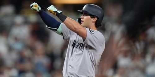 Yanks drop tough one in SD despite Jones' go-ahead hit