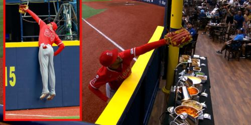 Siri's epic slam robbery saves the day (and buffet) vs. former team