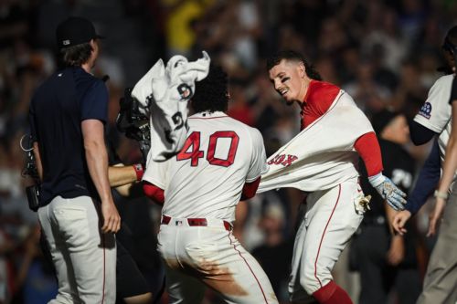 Red Sox Walk Off Yankees In Ten Innings To Clinch Series Sweep