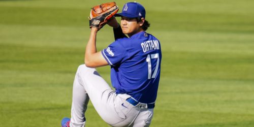 Ohtani throws around 30 pitches in encouraging bullpen session