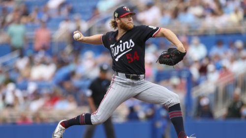 Twins make first bullpen move of season by optioning Zak Kent for newly acquired righty