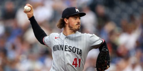 Ryan throws off mound for first time since landing on IL