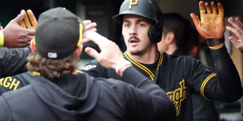 Pirates' entire offense makes history with onslaught of walks, RBIs and runs