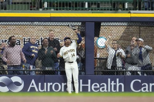 Brewers Designate Greg Jones For Assignment