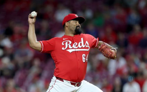 Another gut punch for Reds bullpen as Tony Santillan hits injured list