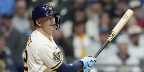 'Cooop'! Pratt eats up 'sick' cheers for several MLB firsts at plate