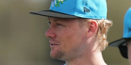 Stowers to miss 1-2 weeks with right hamstring strain