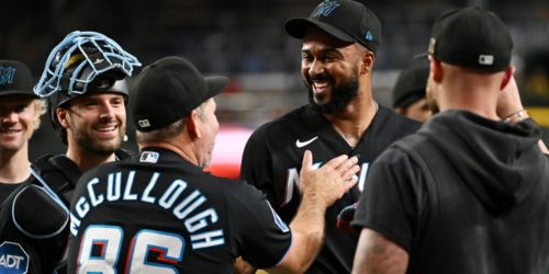 'The dude is an inspiration': Sandy's 1st career save has Marlins fired up