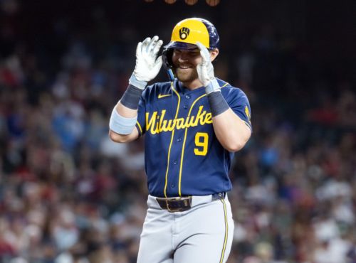 Bauers’ homer powers Brewers to 3-2 victory over Diamondbacks
