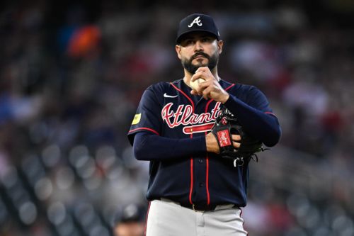 Martín Pérez to be placed on Injured List with lower back inflammation, Elieser Hernandez recalled