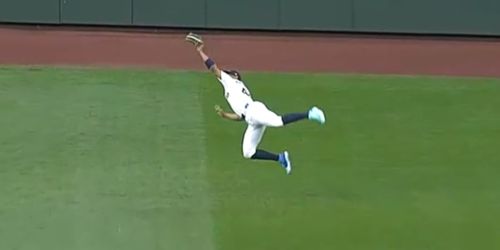 107.5 mph liner transforms into knuckleball, is somehow caught by J-Rod