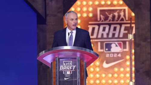 Phillies’ first-round draft pick is giving us Aidan Miller injury flashbacks