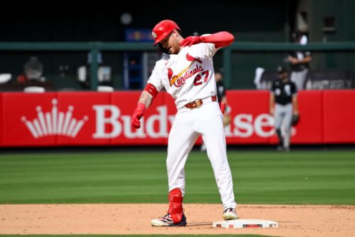 Cardinals close out Giants series with another one run loss