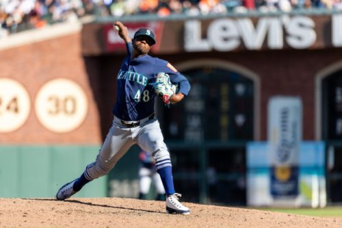 Giants Select Gregory Santos