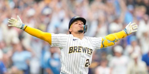 Contreras' walk-off HR, bat launch cap sweep of Marlins