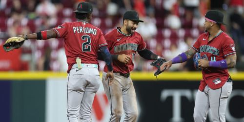 Lawlar leads D-backs with 2 RBIs, sensational catch in return from IL
