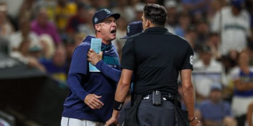 Wilson tossed for the 2nd time in 4 games as frustration mounts in Seattle