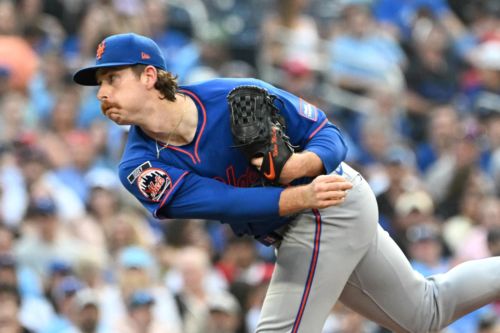 Mets’ catchers go yard in shutout victory against the Blue Jays