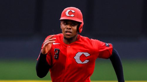 Matt McLain and Ke'Bryan Hayes are creating a major Reds' roster dilemma