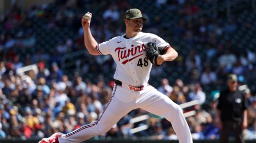 Yankees give former Twins castoff new lifeline with minor-league deal