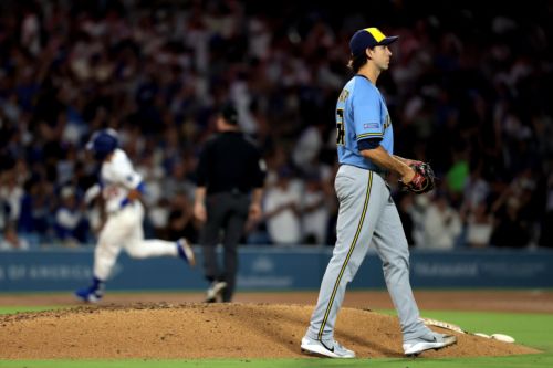 Brewers can’t rally in ninth again, lose to Dodgers, 3-1
