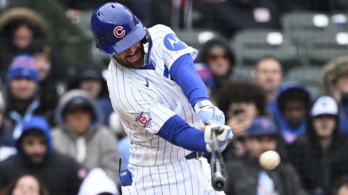 Dansby Swanson's much-discussed swing changes raising an early red flag for the Cubs