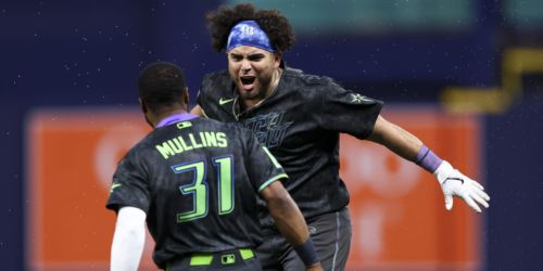 Rays' small-ball rally: 2 runs on 3 balls that travel 13 feet in walk-off win