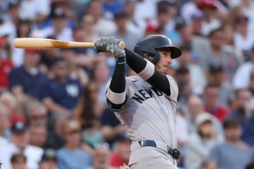 AL East Notes: Bellinger, Suarez, Bassitt, Basallo, Matz