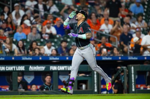 Diamondbacks 4, Houston 3 (10): Runs! Plural!