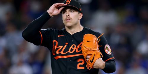 Helsley experiences right elbow discomfort while warming in O's bullpen