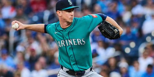 Mariners to monitor Hancock after awkward tumble in Toronto