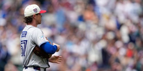 Bieber's late start to '26 hits bump with tough start in Seattle