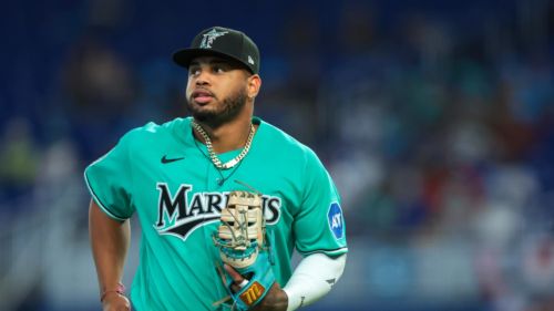 Miami Marlins move top first base plan back behind curtain with Leo Jimenez trade