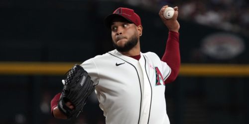 Not satisfied with an 8-inning gem, E-Rod talks his way into starting the 9th