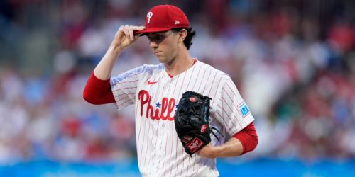 After Painter (hamstring) exits, Hill, Harper have their own injury scares