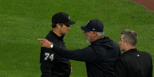 Shelton ejected after umps change HR call to foul before going to review