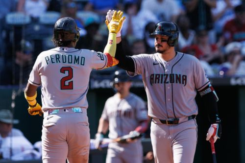Diamondbacks edge Royals in extras after barn-burner of a 10th