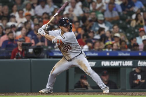 Tigers’ sluggish offense and sloppy defense spell disaster in late innings