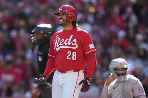 Reds 3B Eugenio Suarez uses ABS challenge to counter back-to-back blown calls from umpire C.B. Bucknor